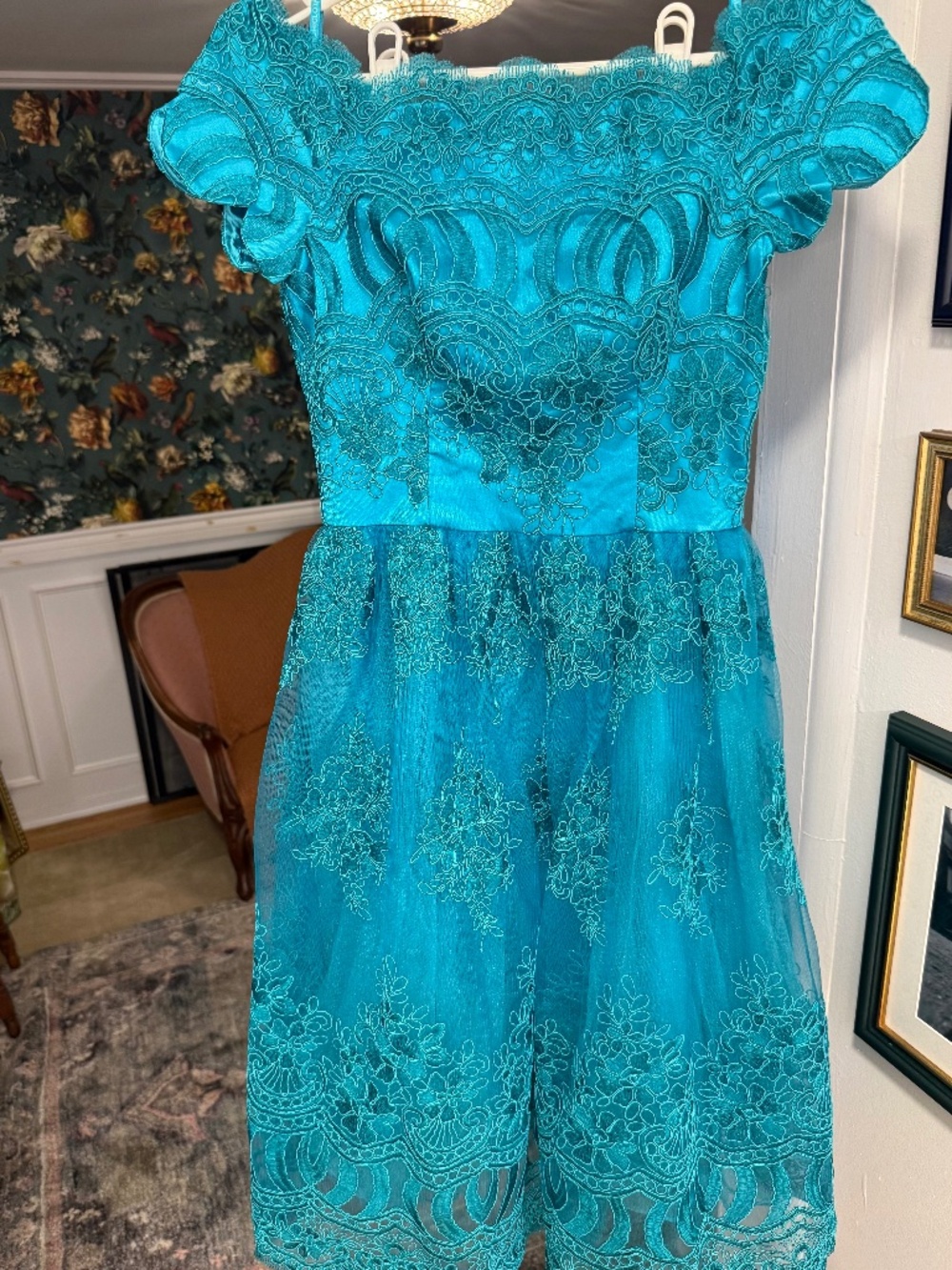 Chi Chi London "Anna" Off-the-Shoulder Lace Dress (Off-the-Shoulder Lace Sheath)